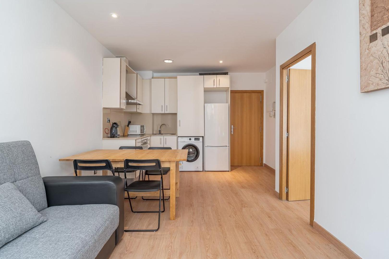 Guestready - Bright Home Near Montjuic Барселона Екстериор снимка